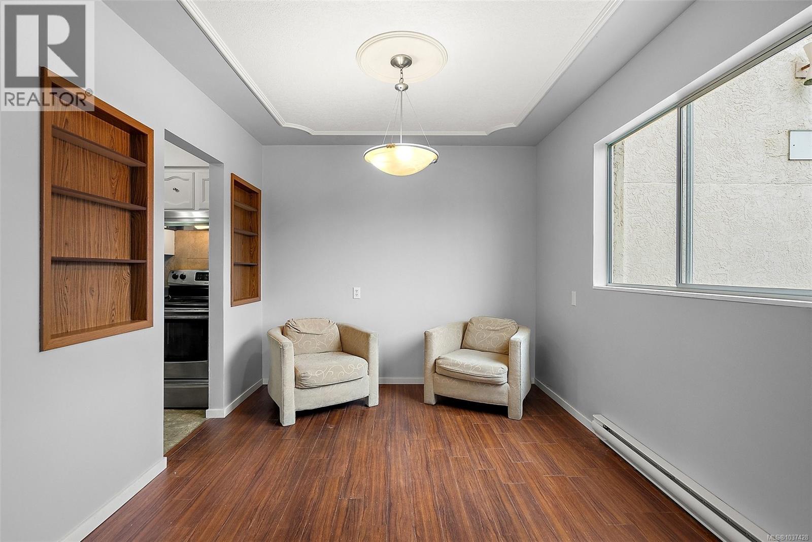 203 545 Rithet St, Victoria, British Columbia  V8V 1E4 - Photo 4 - 1037428