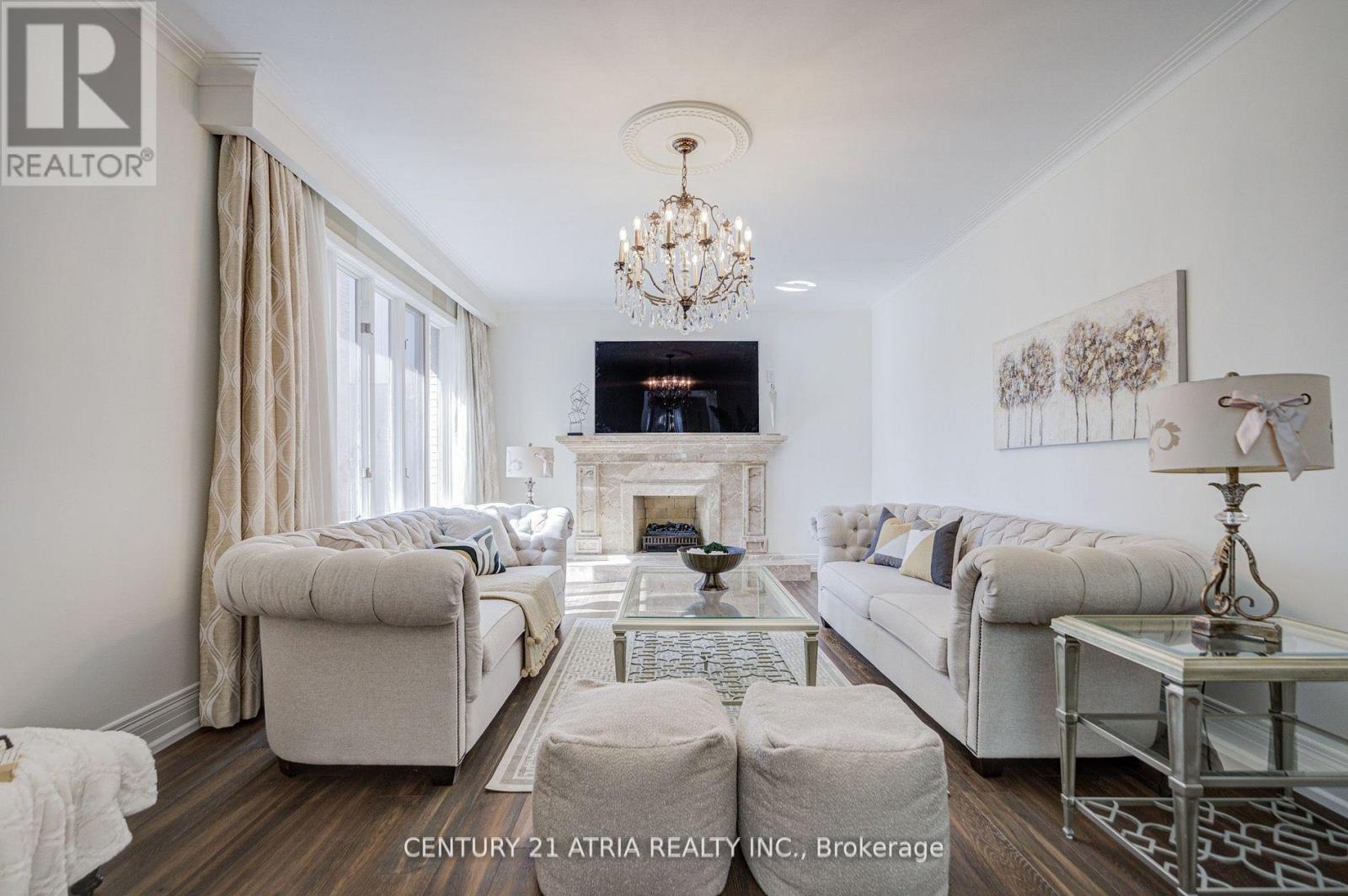 27 Denlow Boulevard, Toronto, Ontario  M3B 1P5 - Photo 11 - C13153796