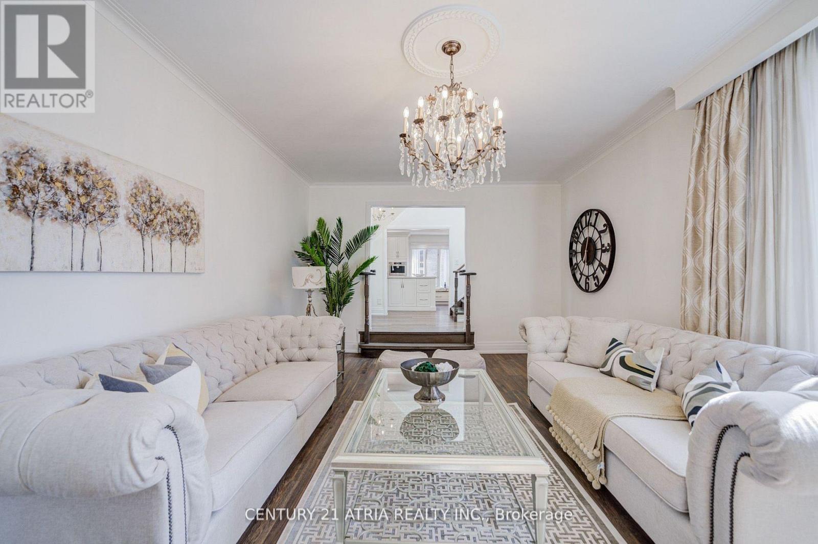 27 Denlow Boulevard, Toronto, Ontario  M3B 1P5 - Photo 12 - C13153796