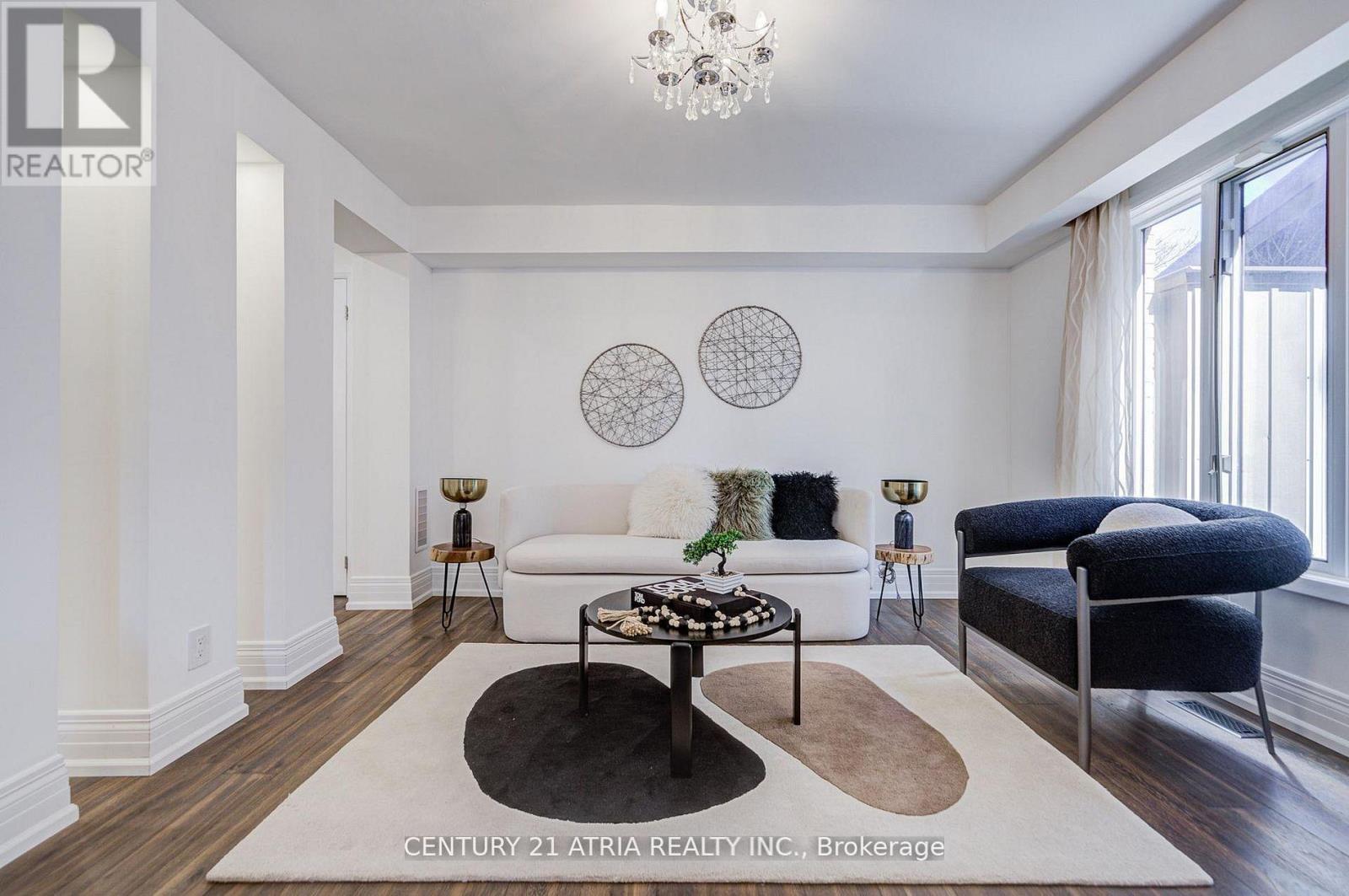 27 Denlow Boulevard, Toronto, Ontario  M3B 1P5 - Photo 17 - C13153796