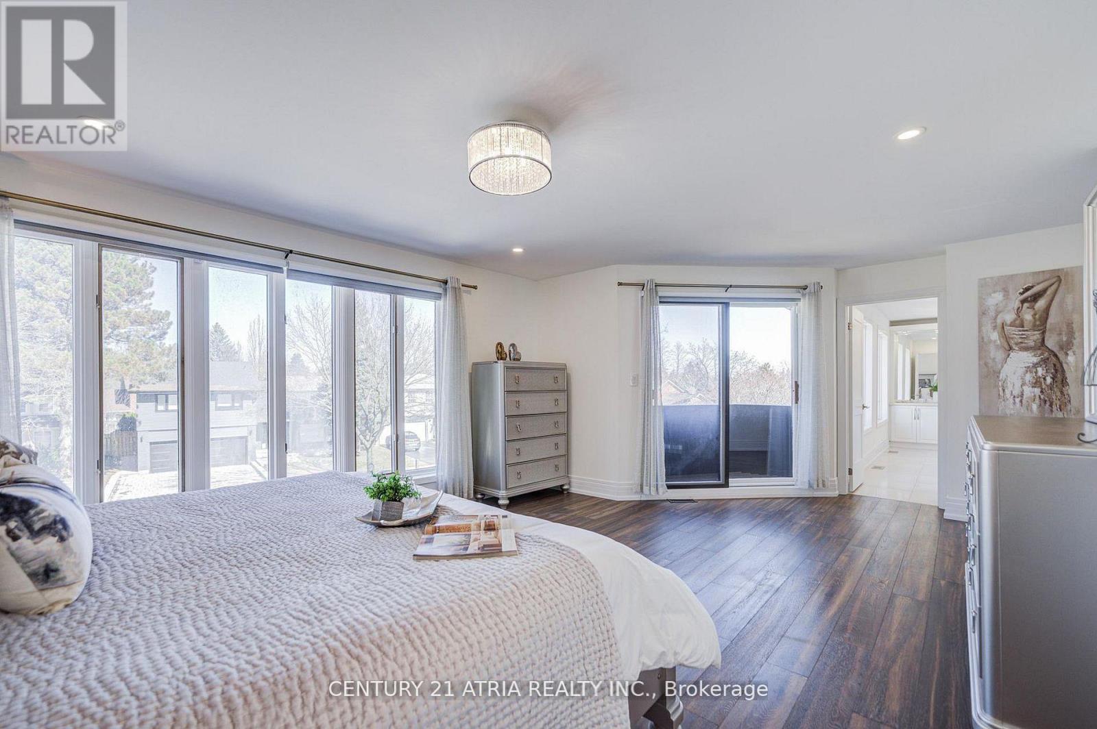 27 Denlow Boulevard, Toronto, Ontario  M3B 1P5 - Photo 23 - C13153796
