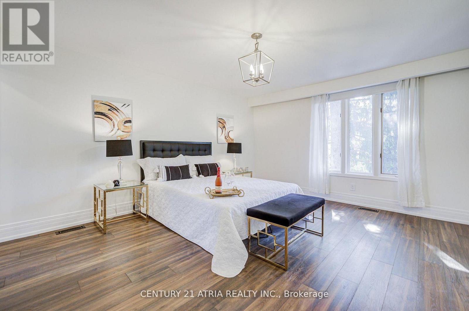 27 Denlow Boulevard, Toronto, Ontario  M3B 1P5 - Photo 26 - C13153796