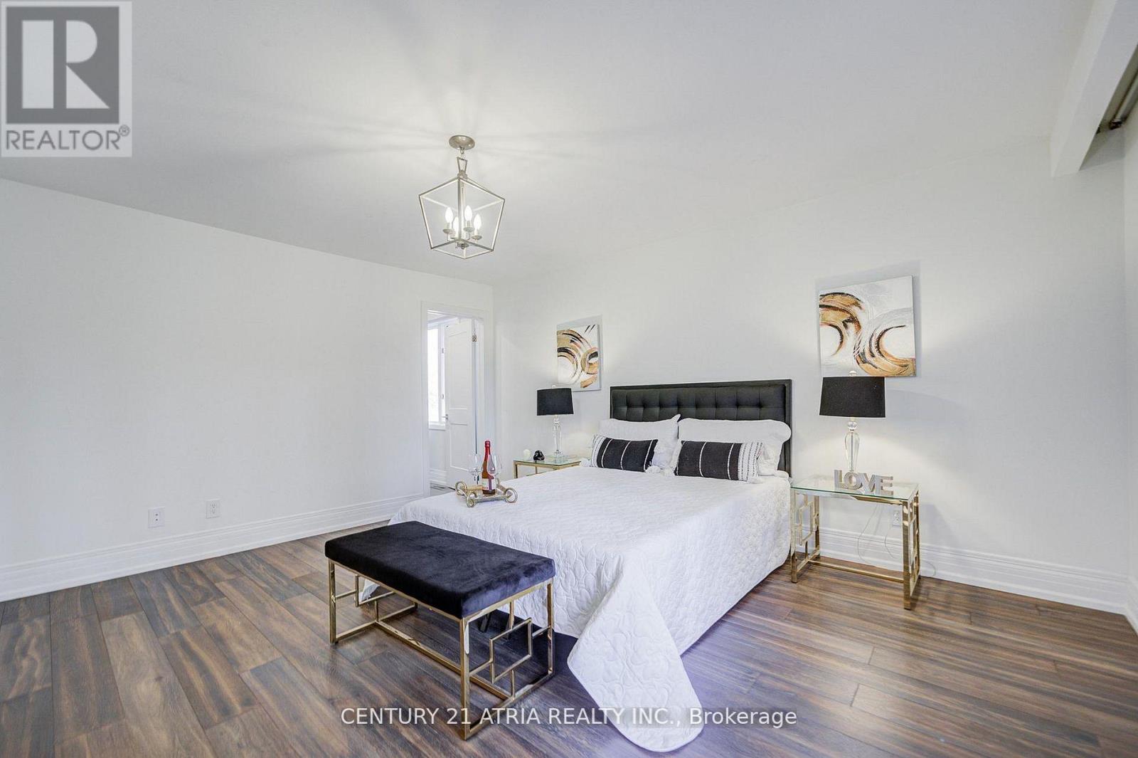 27 Denlow Boulevard, Toronto, Ontario  M3B 1P5 - Photo 27 - C13153796