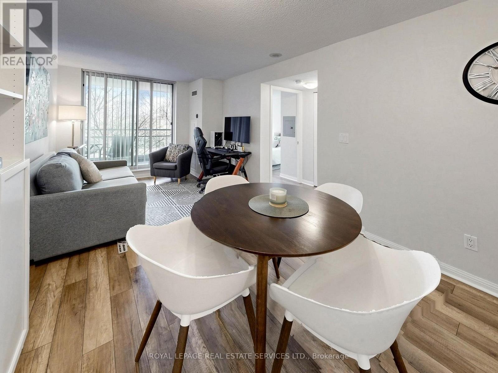 203 - 398 Eglinton Avenue, Toronto, Ontario  M4P 3H8 - Photo 18 - C13153858