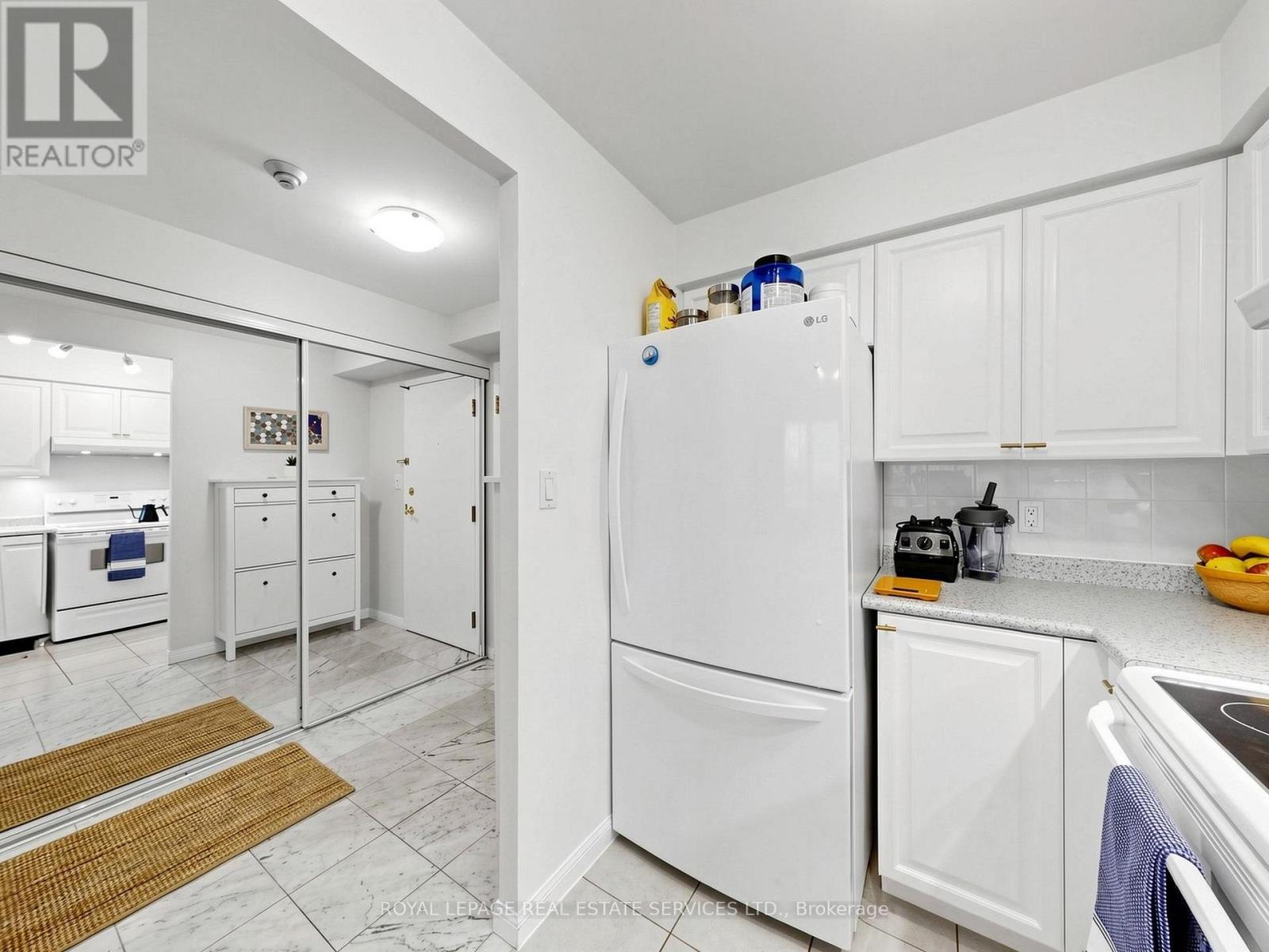 203 - 398 Eglinton Avenue, Toronto, Ontario  M4P 3H8 - Photo 22 - C13153858