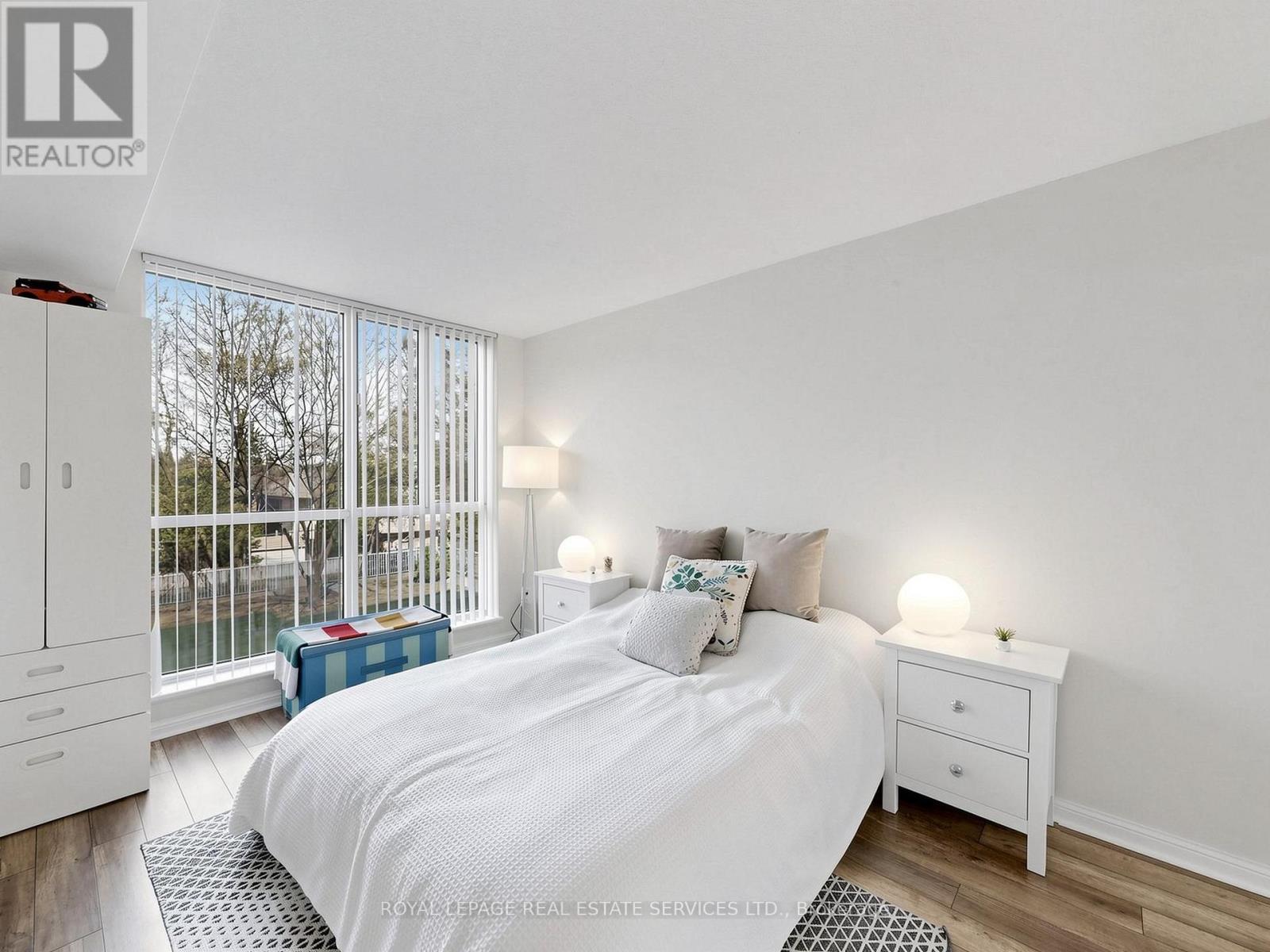 203 - 398 Eglinton Avenue, Toronto, Ontario  M4P 3H8 - Photo 24 - C13153858