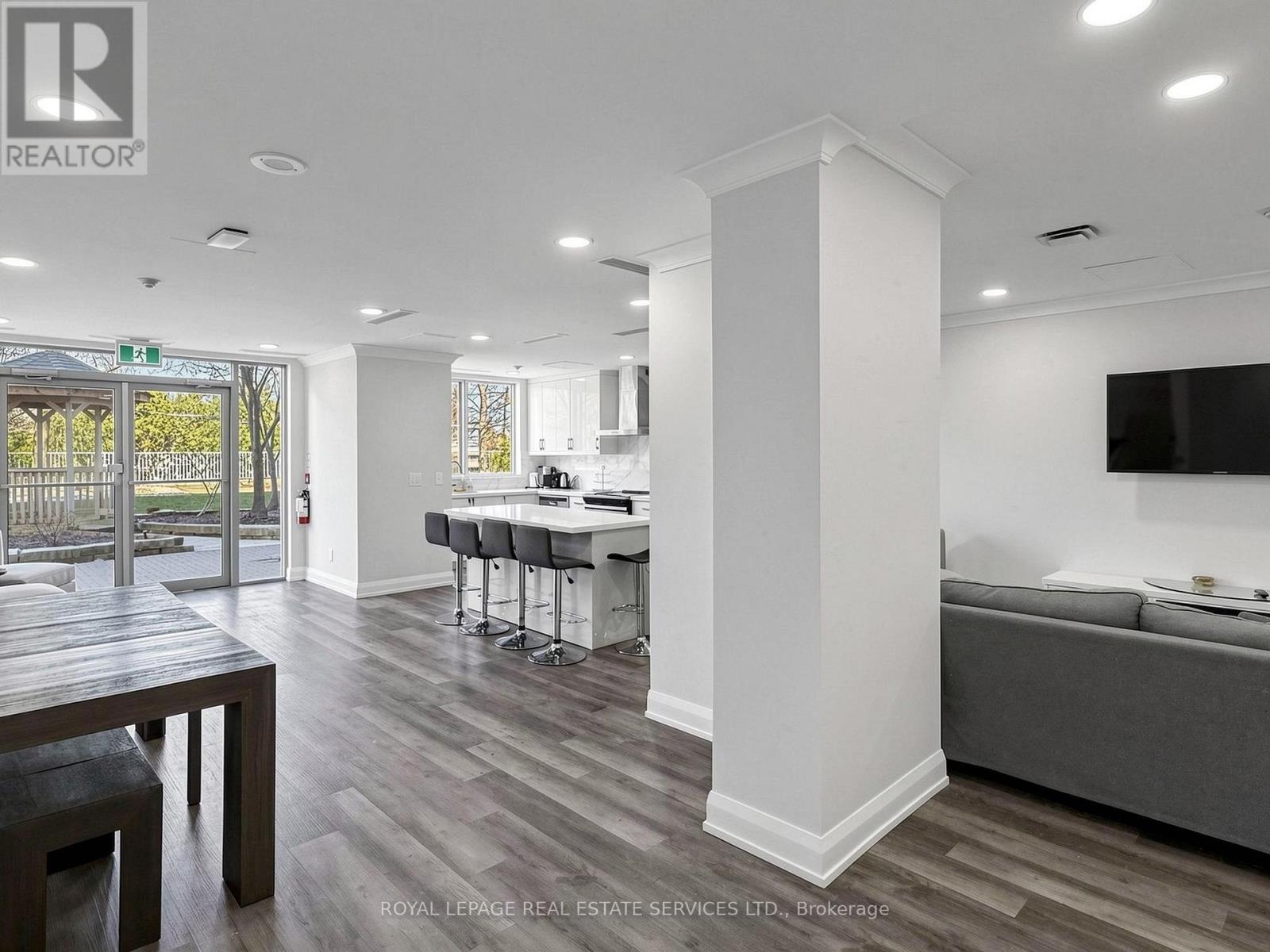 203 - 398 Eglinton Avenue, Toronto, Ontario  M4P 3H8 - Photo 41 - C13153858