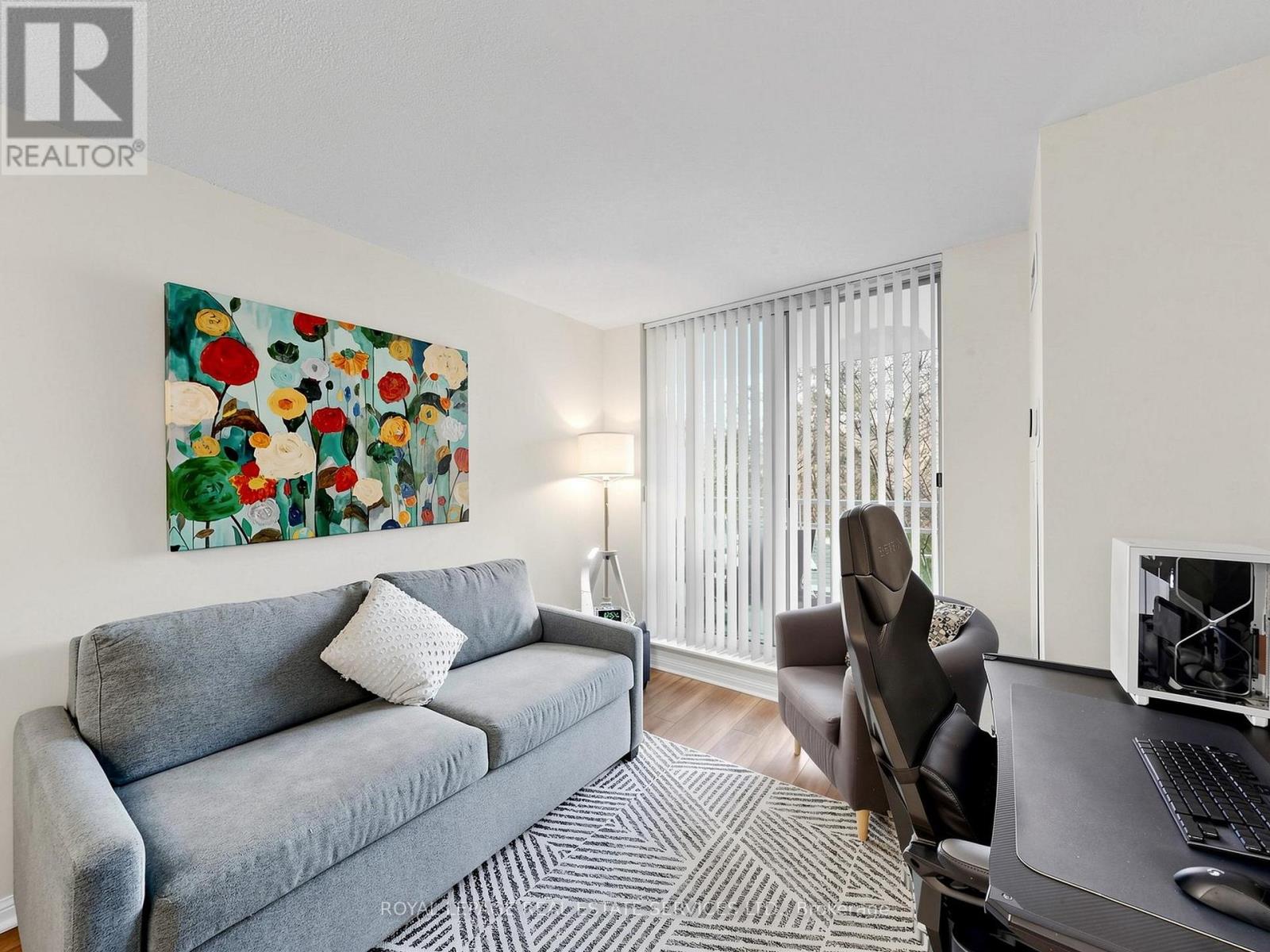 203 - 398 Eglinton Avenue, Toronto, Ontario  M4P 3H8 - Photo 7 - C13153858