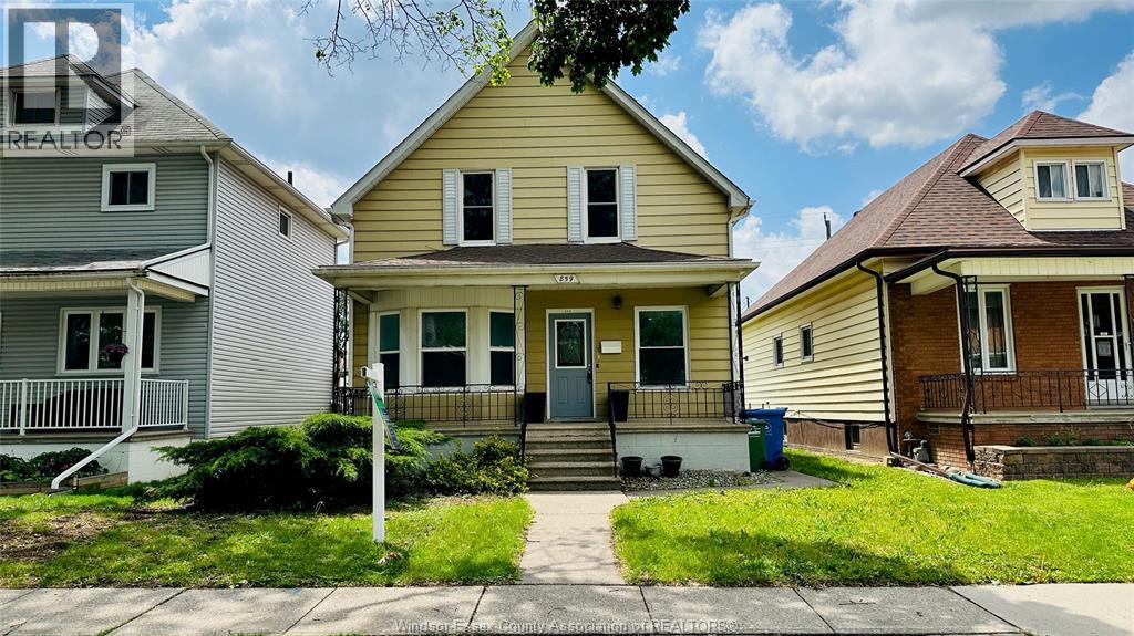 859 Pierre Avenue, Windsor, Ontario  N9A 2K9 - Photo 1 - 26011385