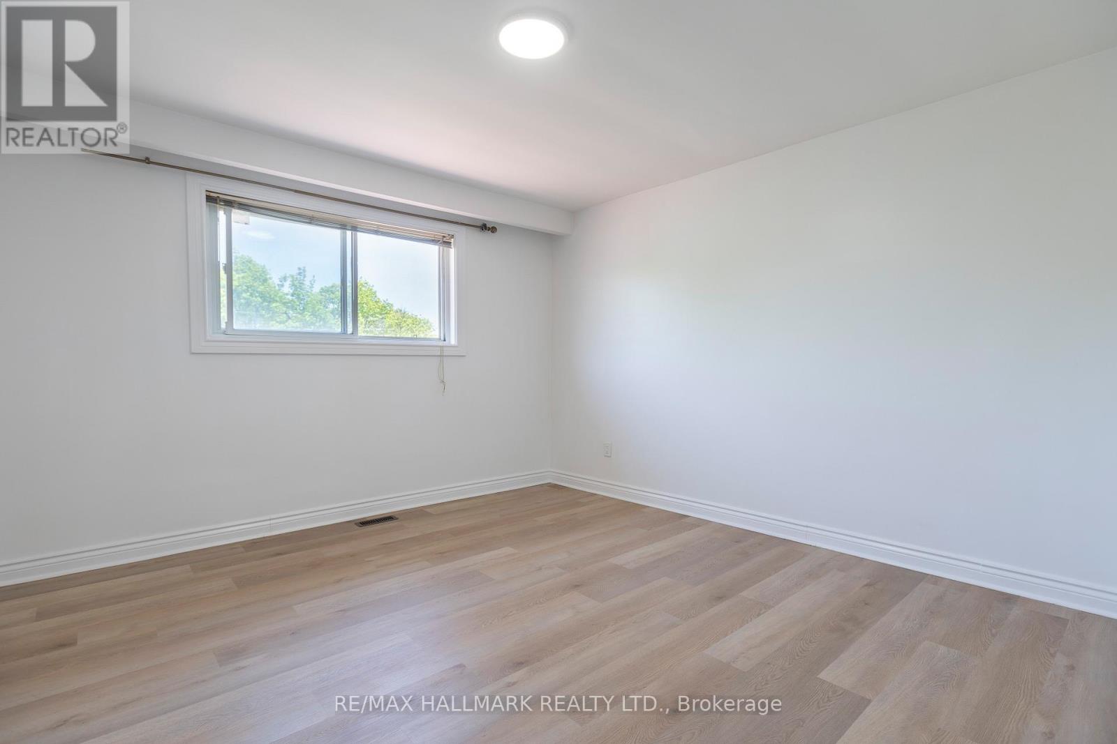 Upper - 243 Apache Trail, Toronto, Ontario  M2H 2W3 - Photo 14 - C13153878