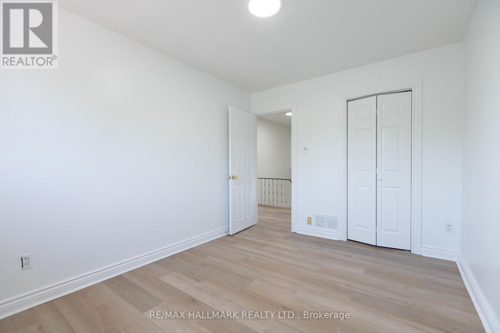 Upper - 243 Apache Trail, Toronto, Ontario  M2H 2W3 - Photo 15 - C13153878