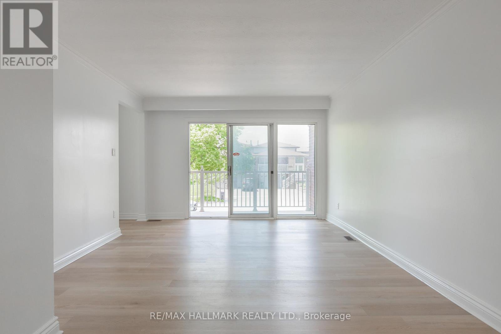 Upper - 243 Apache Trail, Toronto, Ontario  M2H 2W3 - Photo 4 - C13153878