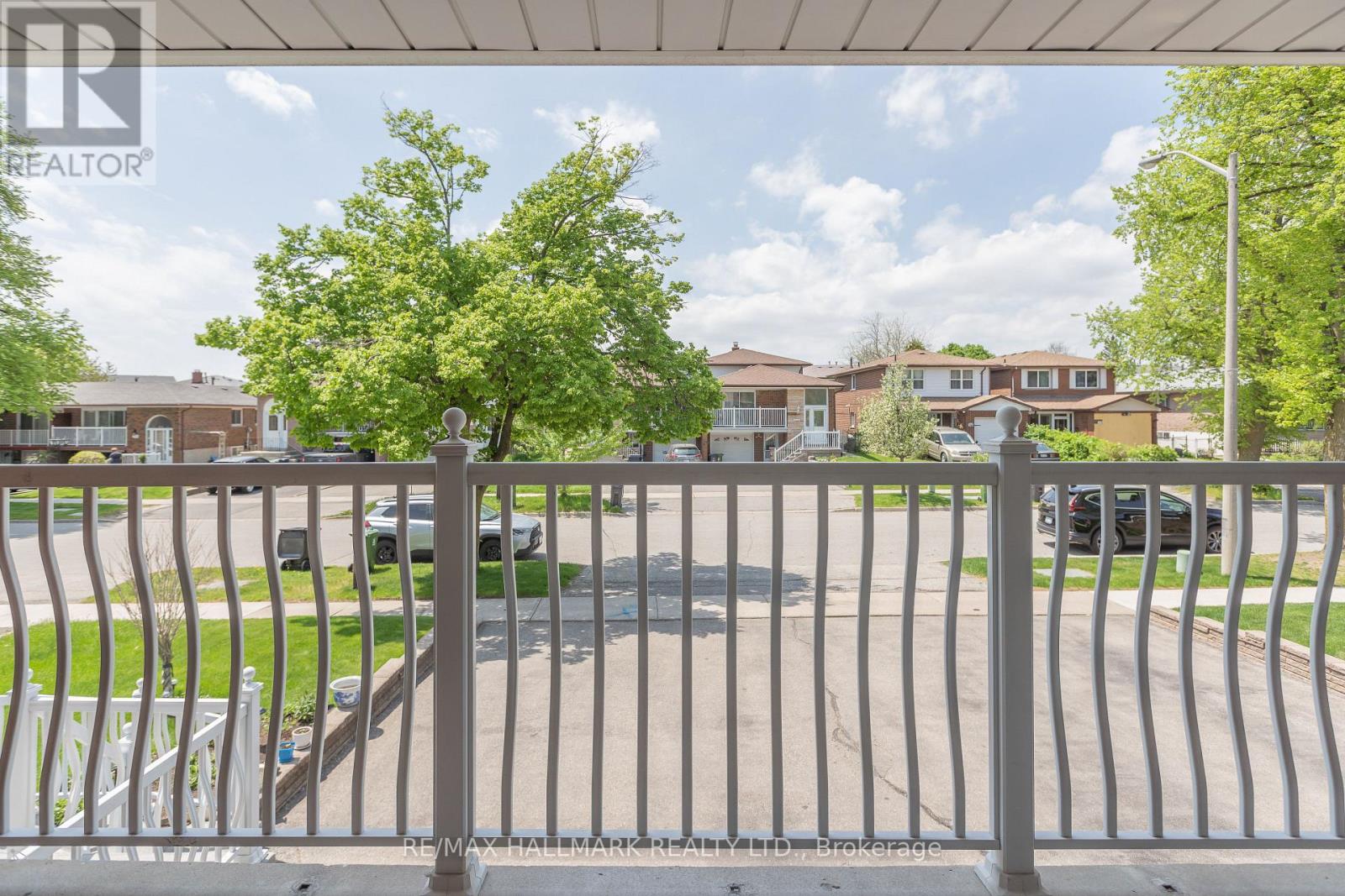 Upper - 243 Apache Trail, Toronto, Ontario  M2H 2W3 - Photo 6 - C13153878