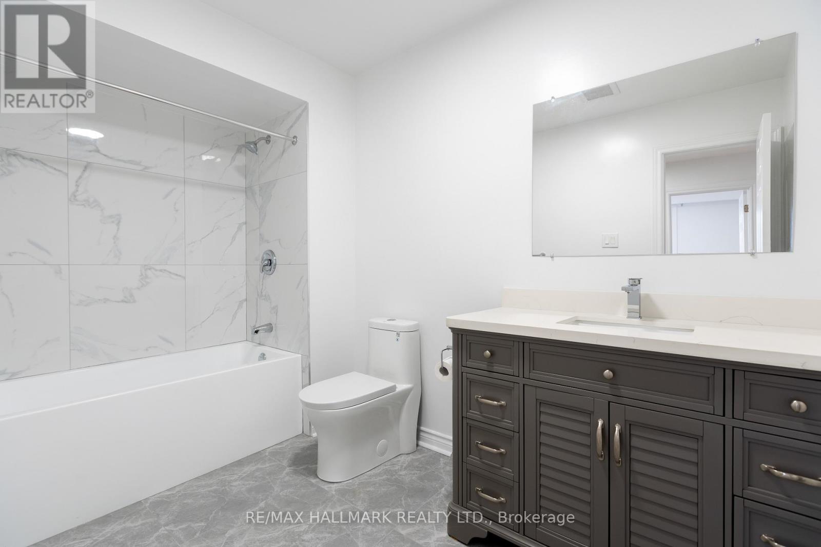 Upper - 243 Apache Trail, Toronto, Ontario  M2H 2W3 - Photo 7 - C13153878