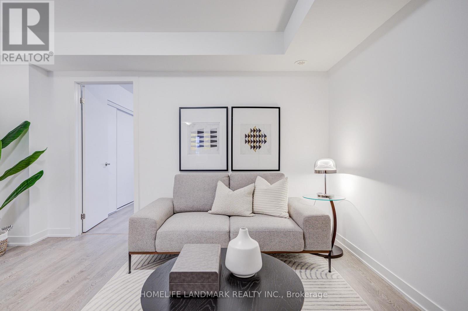 46 Hooyo Terrace, Toronto, Ontario  M6A 0E2 - Photo 43 - C13153956