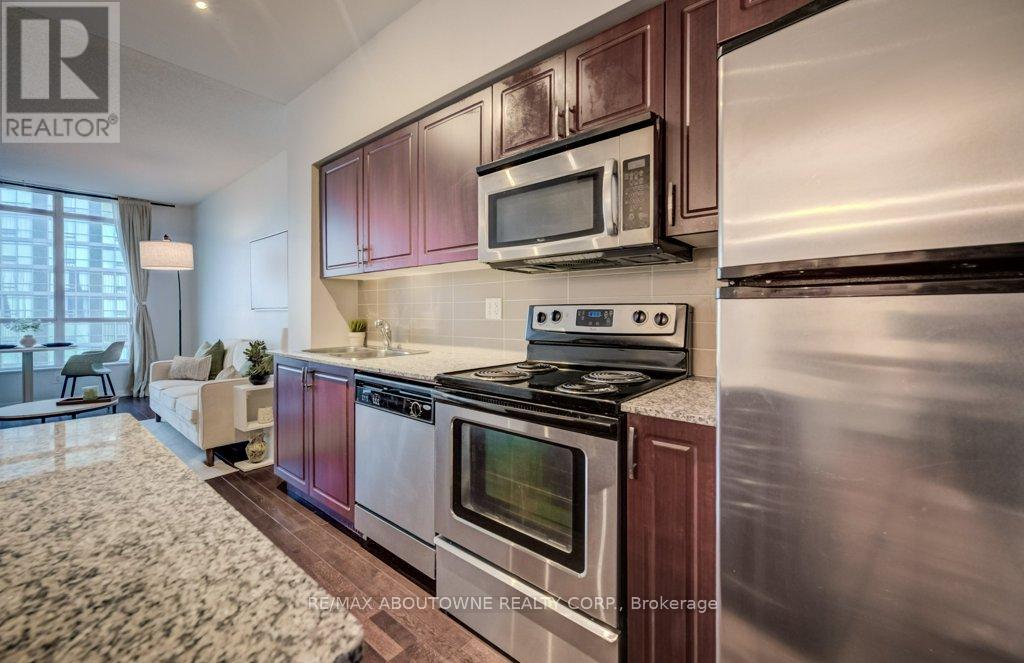 3008 - 215 Fort York Boulevard, Toronto, Ontario  M5V 4A2 - Photo 5 - C13154212