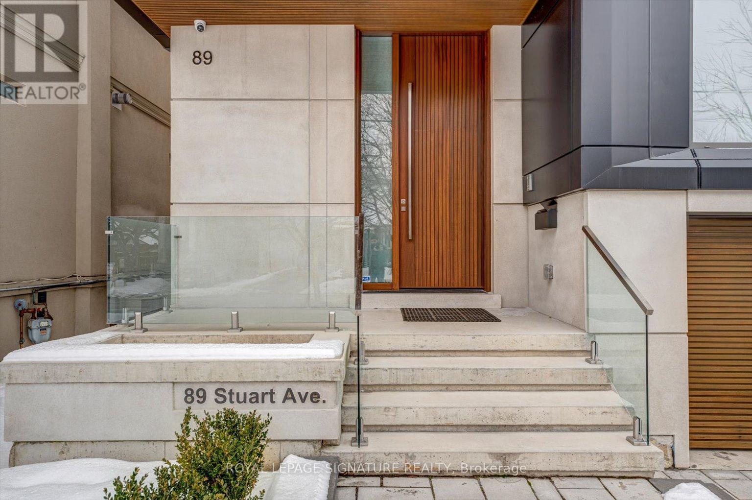 89 Stuart Avenue, Toronto, Ontario  M2N 1B5 - Photo 2 - C13154396
