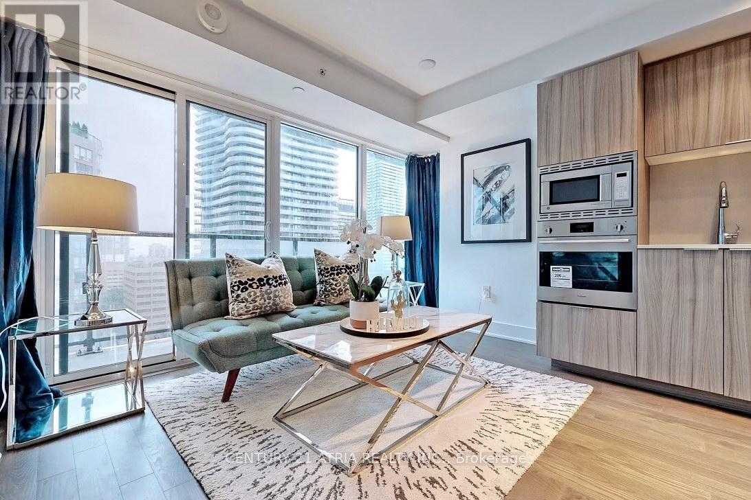 1505 - 955 Bay Street, Toronto, Ontario  M5S 0C6 - Photo 11 - C13154404