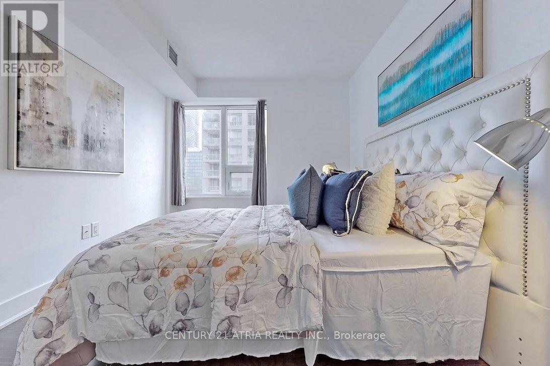 1505 - 955 Bay Street, Toronto, Ontario  M5S 0C6 - Photo 13 - C13154404