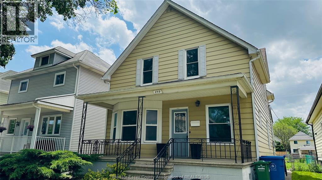 859 Pierre Avenue, Windsor, Ontario  N9A 2K9 - Photo 4 - 26011385