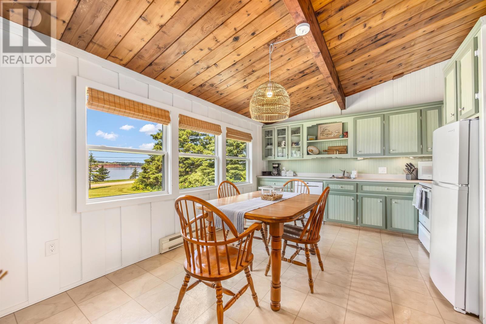 18 Seawood Drive, Stanley Bridge, Prince Edward Island  C0A 1N0 - Photo 9 - 202611637