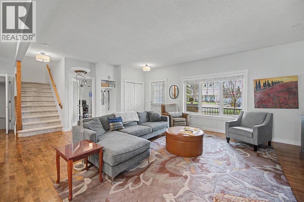 8 Ypres Lane SW, Calgary, Alberta  T2T 6M9 - Photo 7 - A2306239