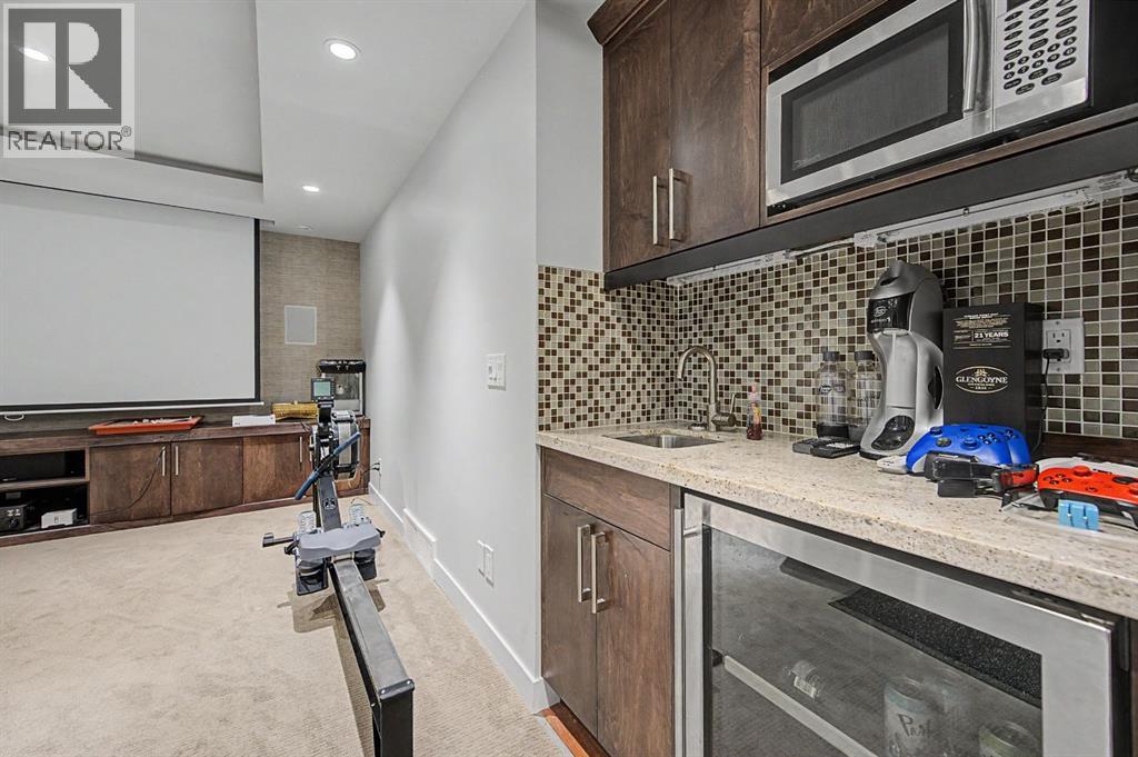 8 Ypres Lane SW, Calgary, Alberta  T2T 6M9 - Photo 33 - A2306239