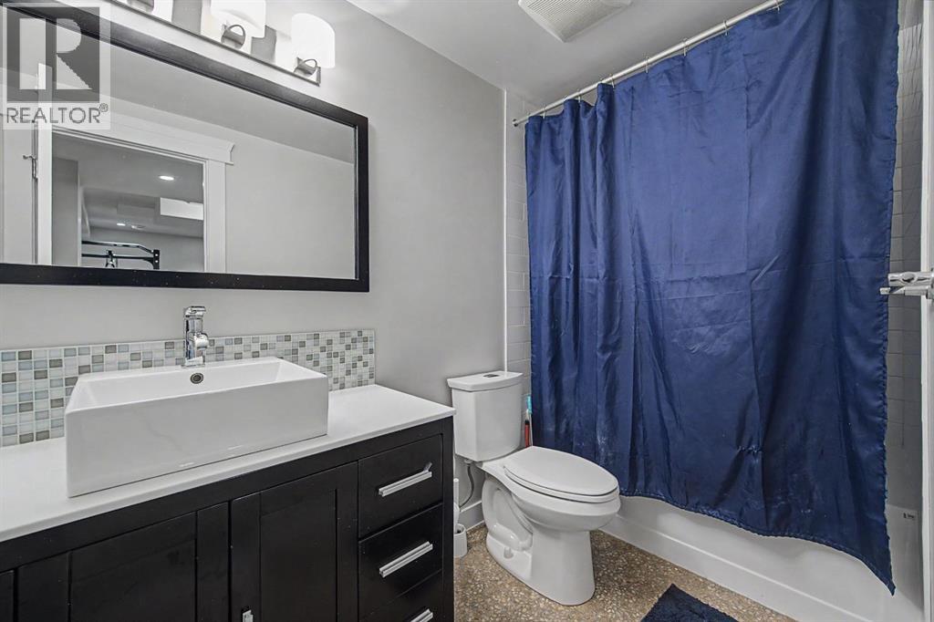 8 Ypres Lane SW, Calgary, Alberta  T2T 6M9 - Photo 30 - A2306239