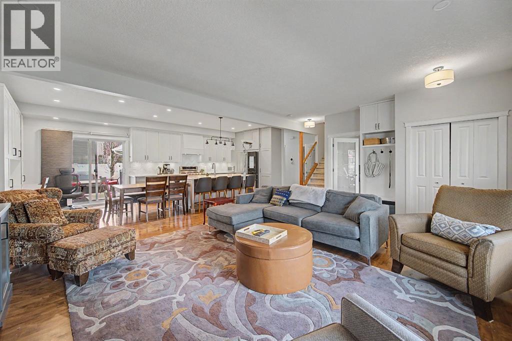 8 Ypres Lane SW, Calgary, Alberta  T2T 6M9 - Photo 8 - A2306239