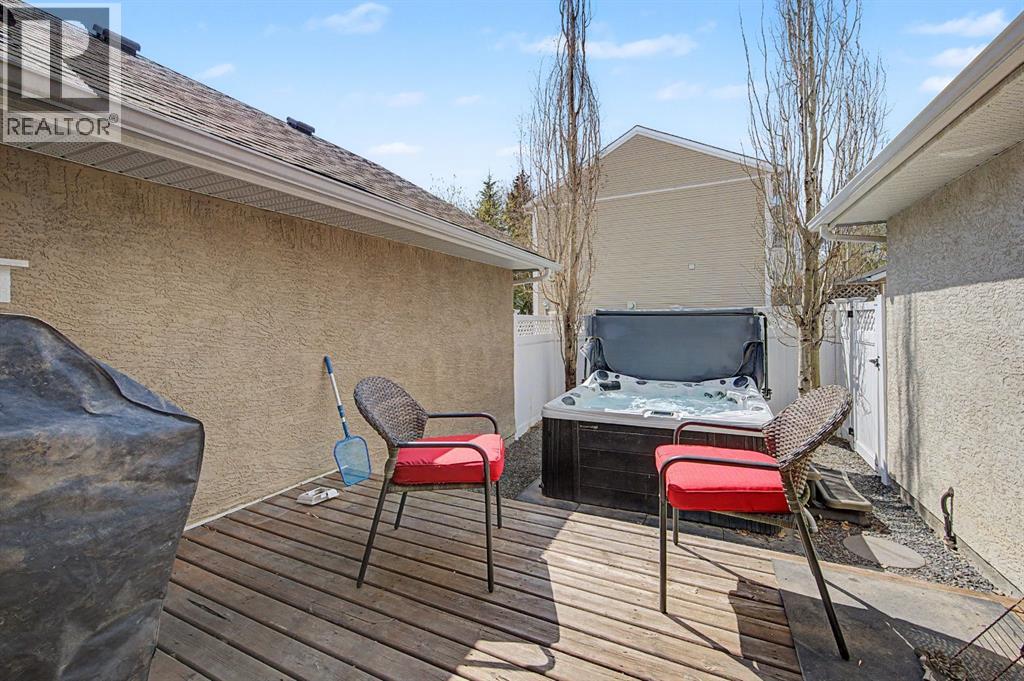 8 Ypres Lane SW, Calgary, Alberta  T2T 6M9 - Photo 39 - A2306239