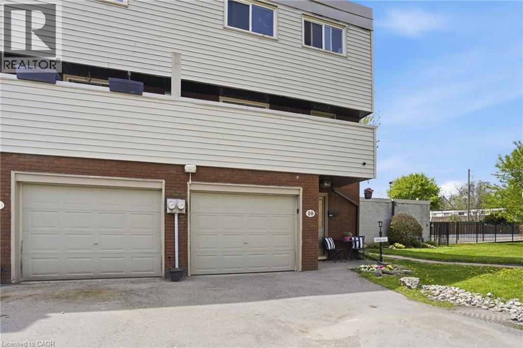 23 Watsons Lane Unit# 10, Dundas, Ontario  L9H 5G9 - Photo 2 - 40831731