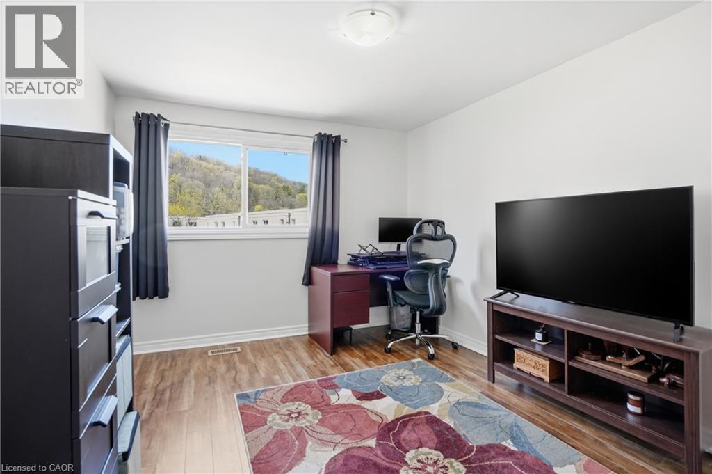23 Watsons Lane Unit# 10, Dundas, Ontario  L9H 5G9 - Photo 20 - 40831731