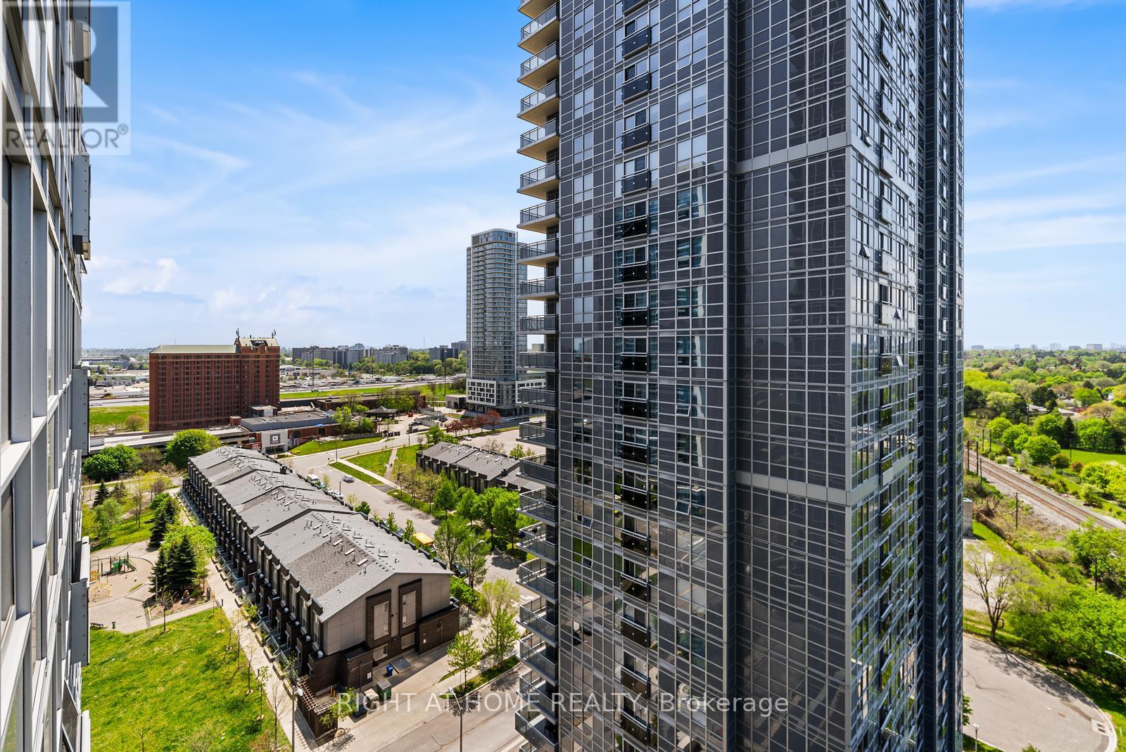 1505 - 255 Village Green Square, Toronto, Ontario  M1S 0L7 - Photo 21 - E13153814