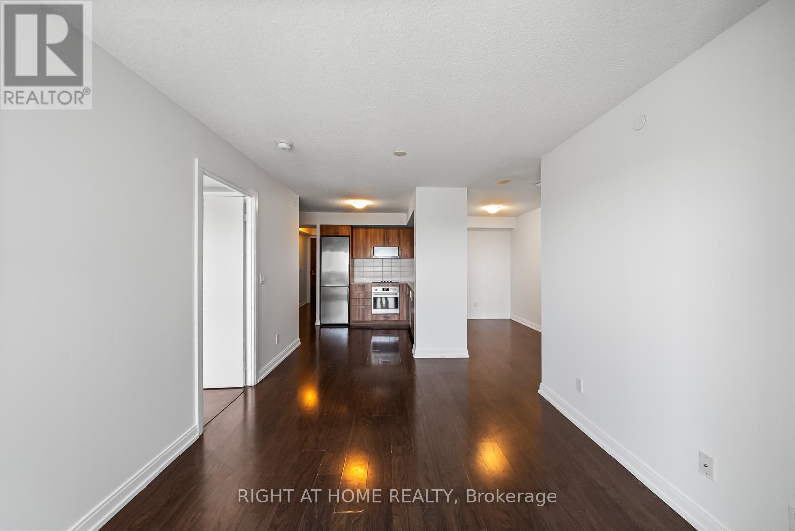 1505 - 255 Village Green Square, Toronto, Ontario  M1S 0L7 - Photo 7 - E13153814