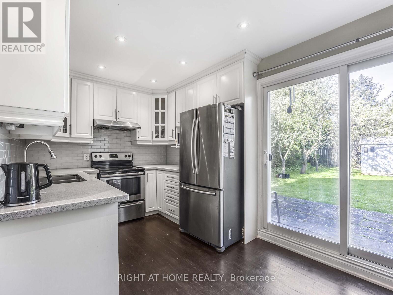Main - 65 Orton Park Road, Toronto, Ontario  M1G 3G7 - Photo 9 - E13153966