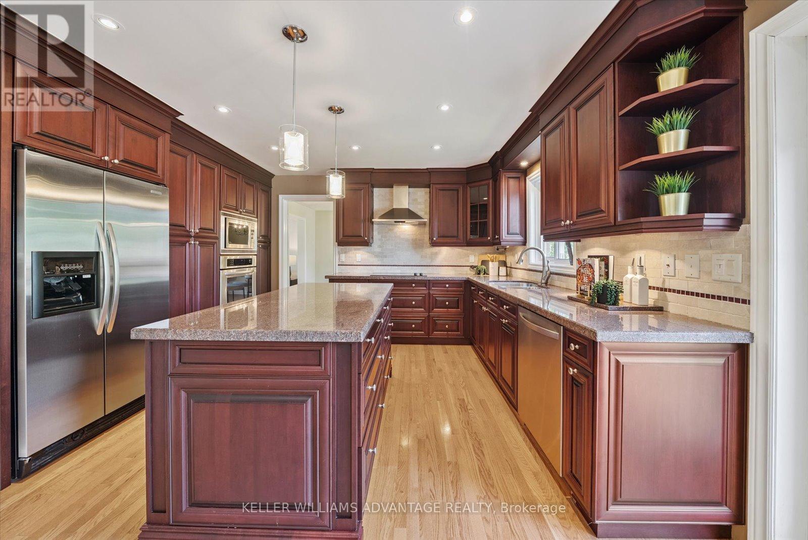72 Bonacres Avenue, Toronto, Ontario  M1C 3B9 - Photo 11 - E13154078