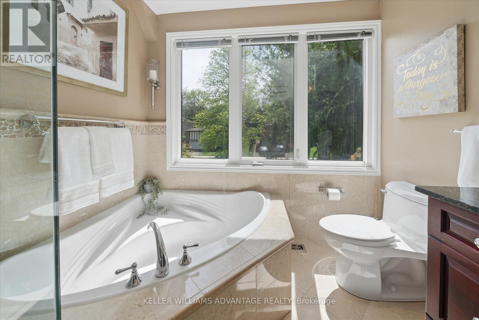 72 Bonacres Avenue, Toronto, Ontario  M1C 3B9 - Photo 19 - E13154078