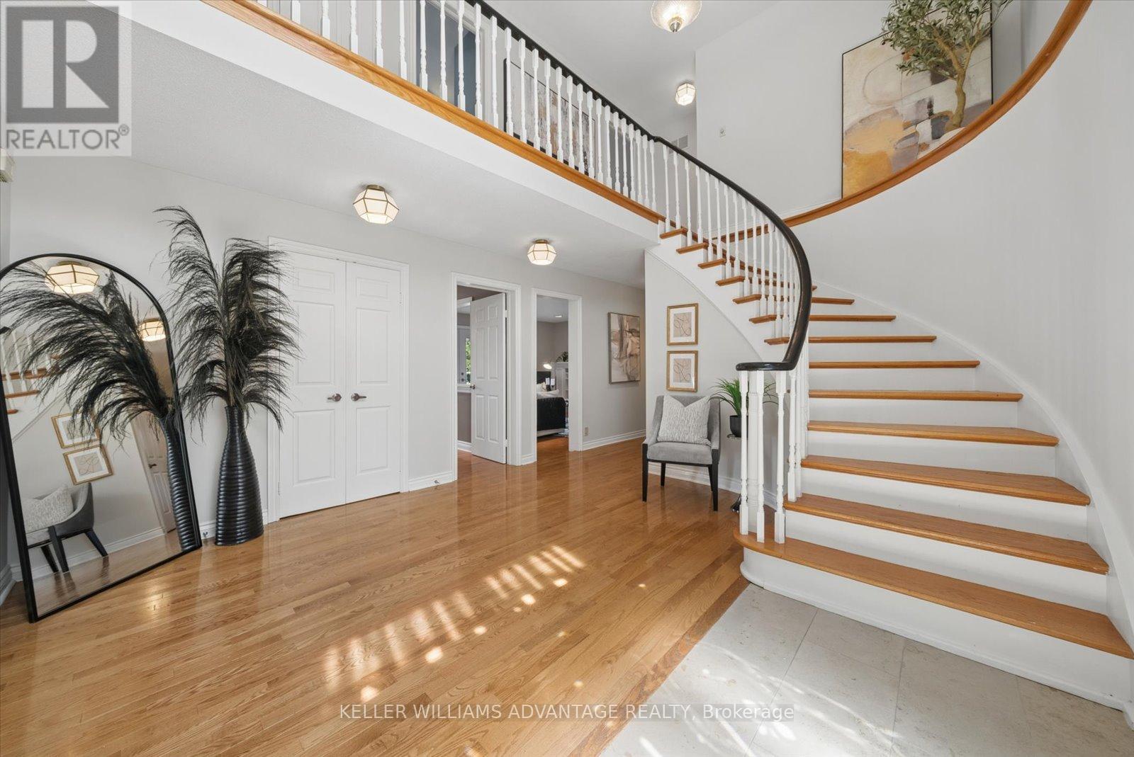 72 Bonacres Avenue, Toronto, Ontario  M1C 3B9 - Photo 2 - E13154078
