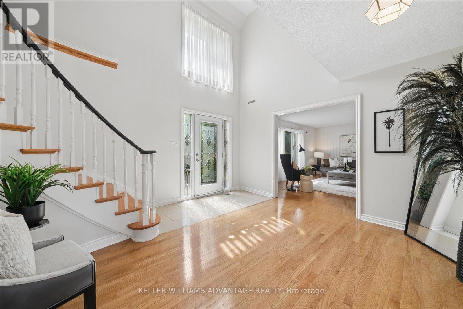 72 Bonacres Avenue, Toronto, Ontario  M1C 3B9 - Photo 3 - E13154078