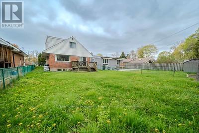 38 Deerfield Road, Toronto, Ontario  M1K 4X1 - Photo 47 - E13154222