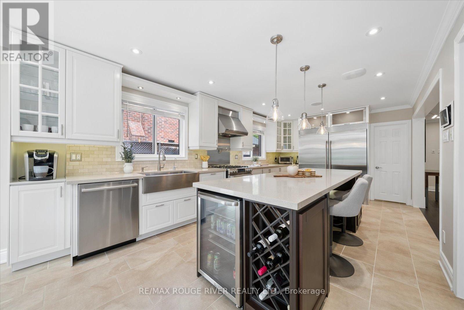 34 Glen Hill Drive, Whitby, Ontario  L1N 7A1 - Photo 11 - E13154280