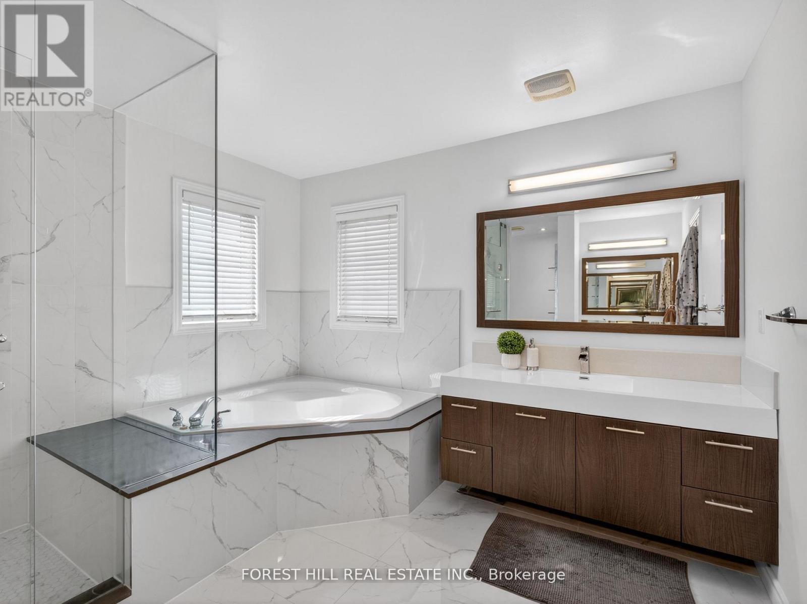 92 Seabreeze Avenue, Vaughan, Ontario  L4J 8T7 - Photo 26 - N13153762