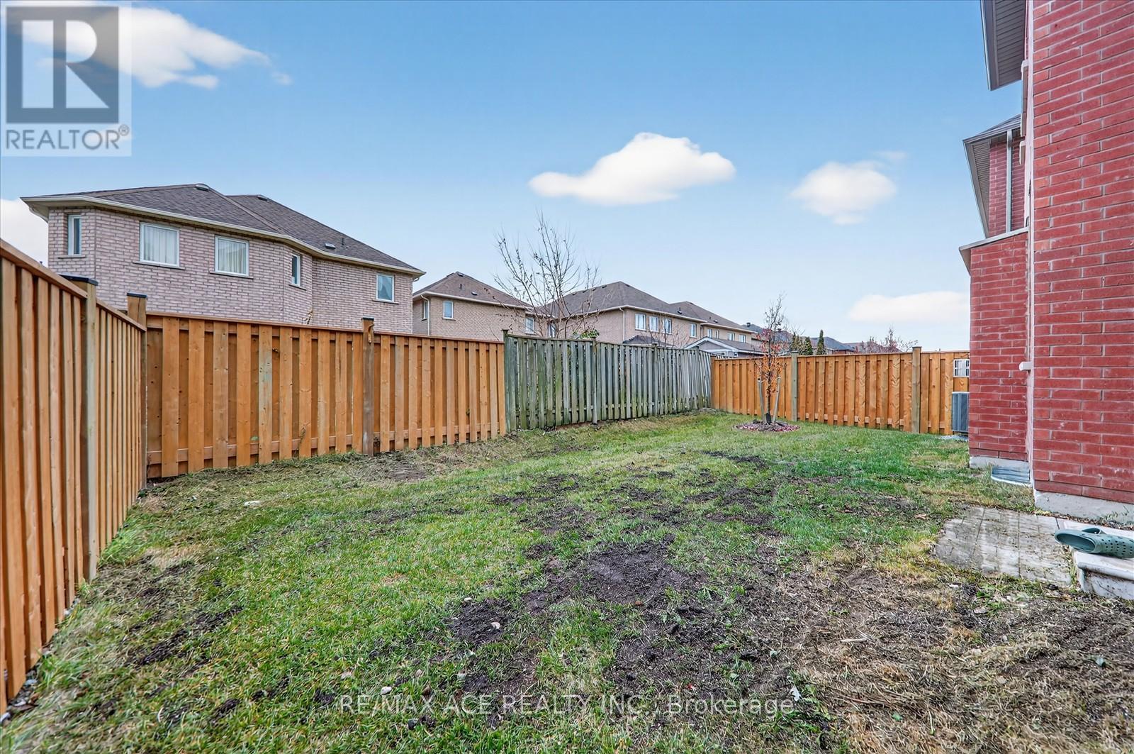 113 Jinnah Avenue, Markham, Ontario  L3S 0G4 - Photo 43 - N13153852