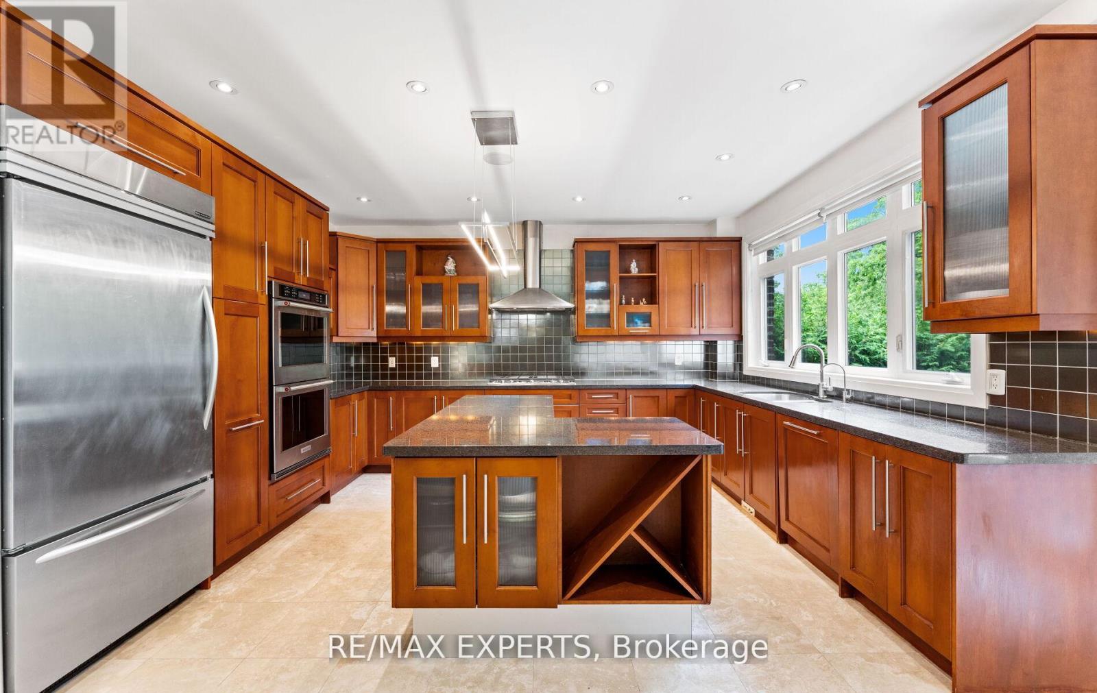 120 Riverside Drive, Vaughan, Ontario  L4L 2L3 - Photo 11 - N13153860