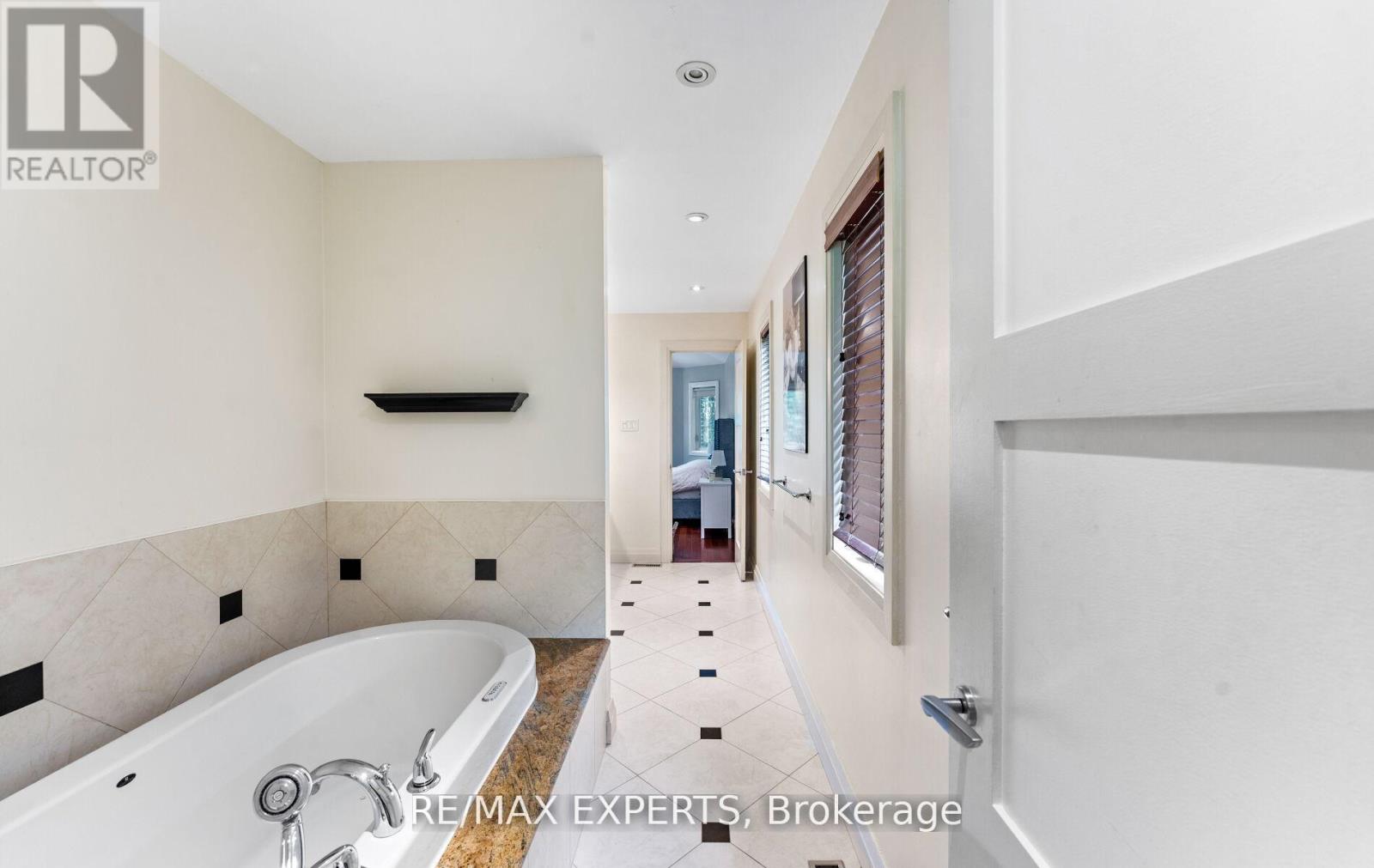 120 Riverside Drive, Vaughan, Ontario  L4L 2L3 - Photo 29 - N13153860