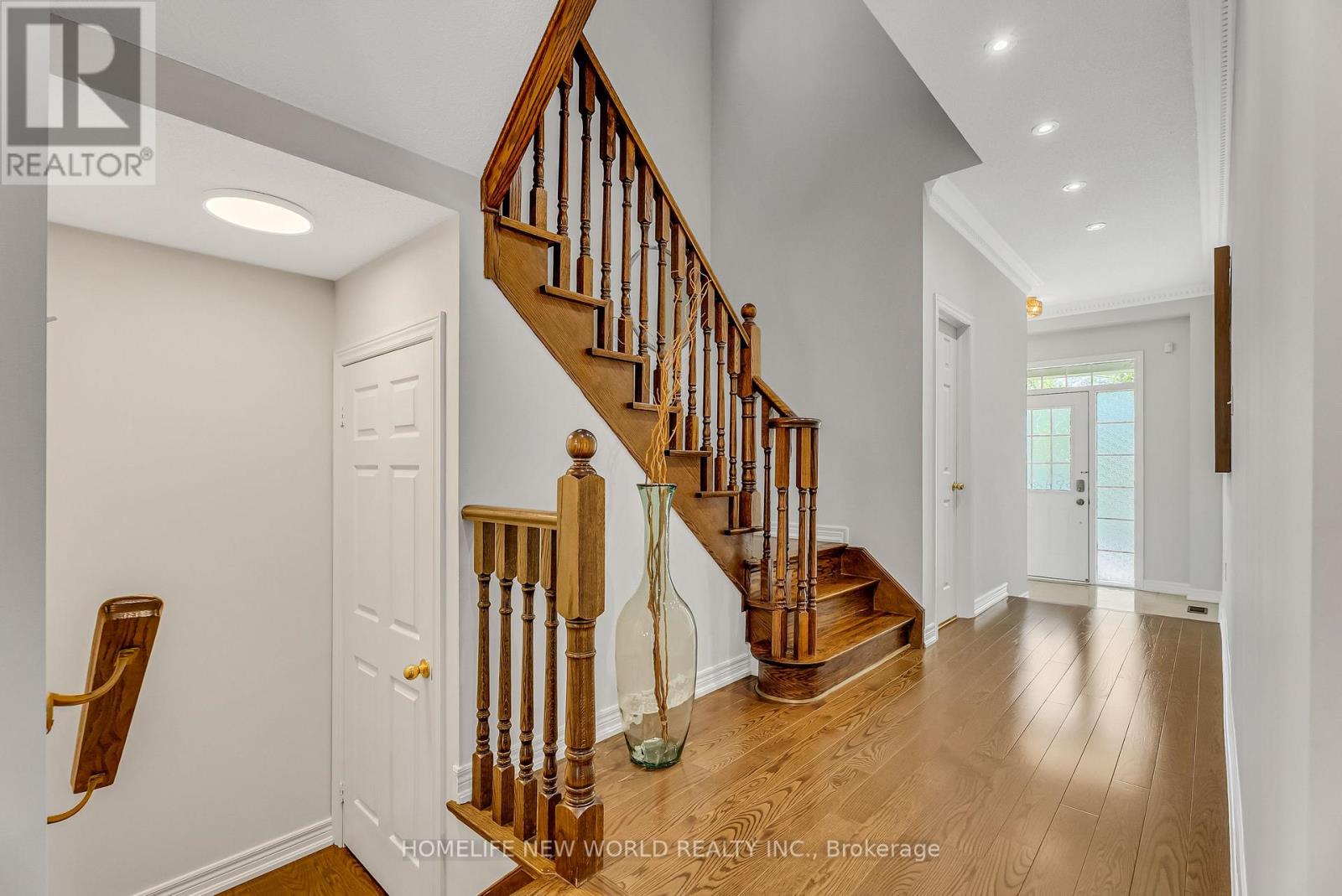 92 Estrella Crescent S, Richmond Hill, Ontario  L4E 0S3 - Photo 7 - N13153900