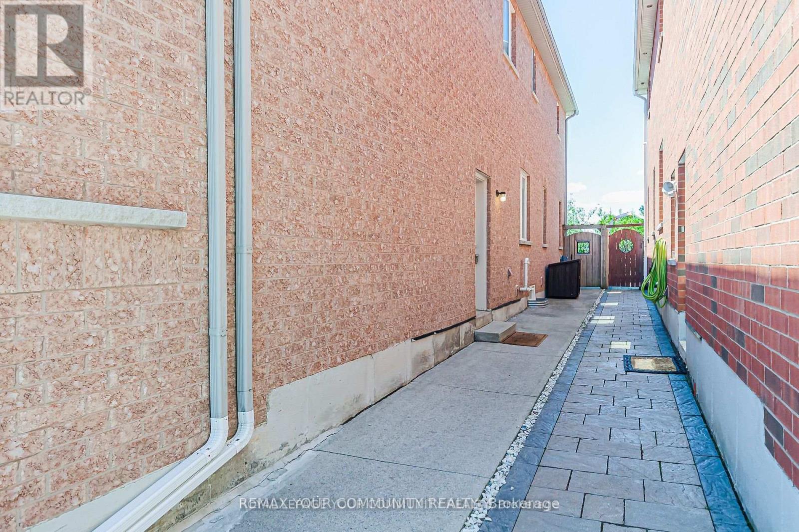 Basement - 6 Round Hill Court S, Markham, Ontario  L6B 0E1 - Photo 2 - N13153938