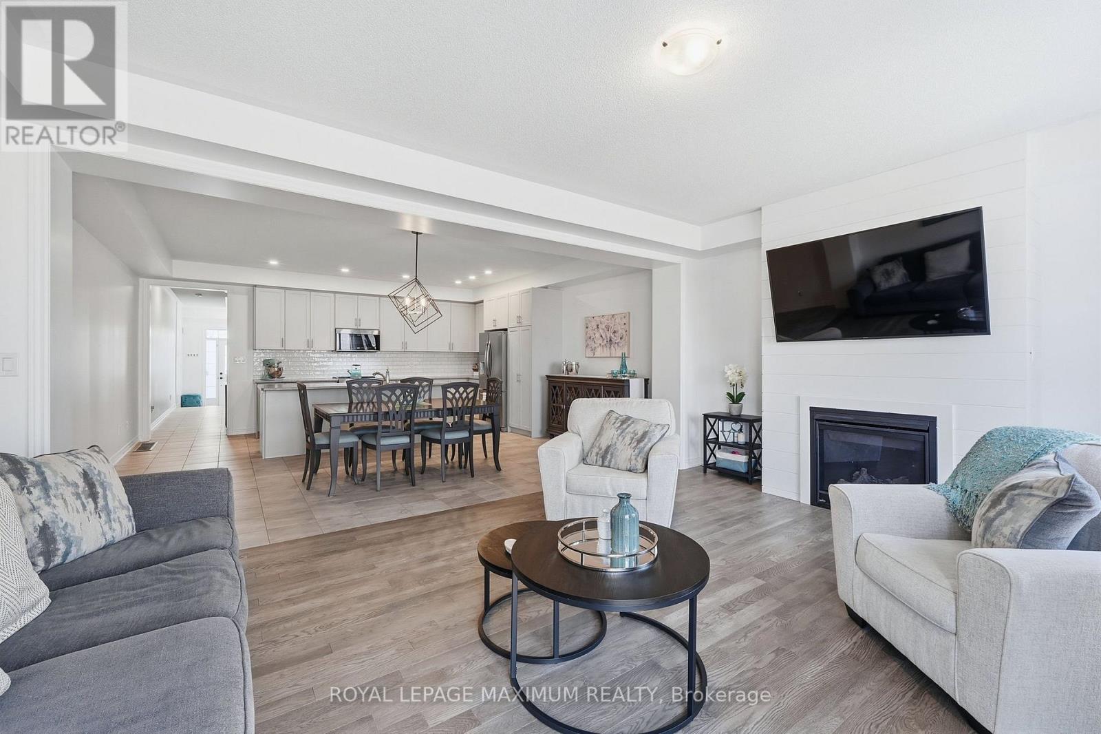 48 Cupples Farm Lane, East Gwillimbury, Ontario  L0G 1M0 - Photo 19 - N13153944