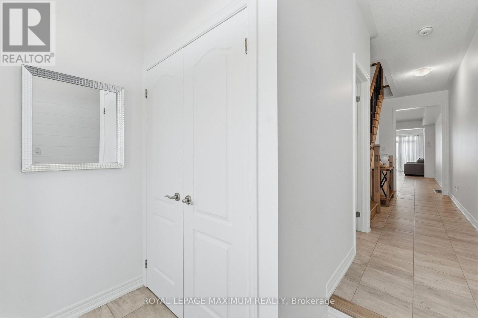 48 Cupples Farm Lane, East Gwillimbury, Ontario  L0G 1M0 - Photo 3 - N13153944