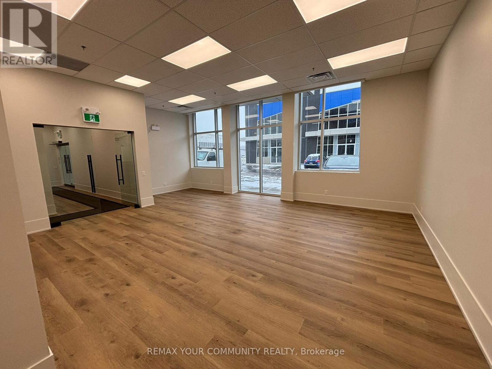 Unit 1 - 135 Addison Hall Circle, Aurora, Ontario L4G 3X8 - Photo 10 - N13153972